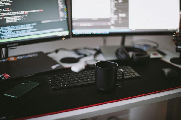 Revolutionize Pet Care: The Ultimate Smart Home Guide with Smartphone Integration